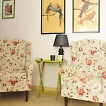 Cardinal - 2 Steps From Vatican & Ottaviano Metro - Secure, Vibrant, Wealthy, Accessibile Area - Warm Multilanguage Guest Care * Rzym
