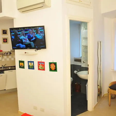 Appartement Cardinal - 2 Steps From Vatican & Ottaviano Metro Rome